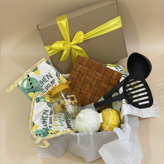 Кутия "У дома"